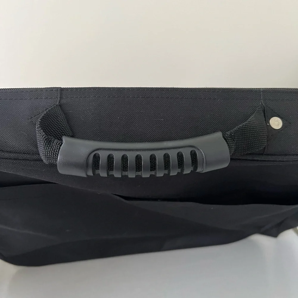 Init Laptop Bag/Briefcase